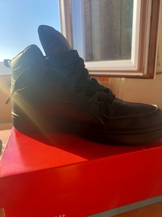 Vând puma rebound joy mărimea 42