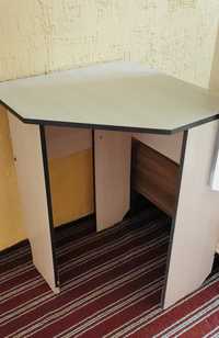 Шкаф навесной и столик