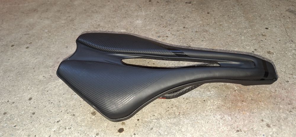 De vanzare sa carbon