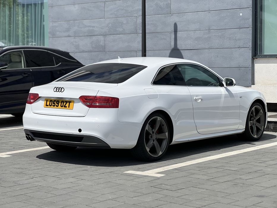 Dezmembrez Audi A5 Coupe S line 2.0 tfsi CDNC euro 5