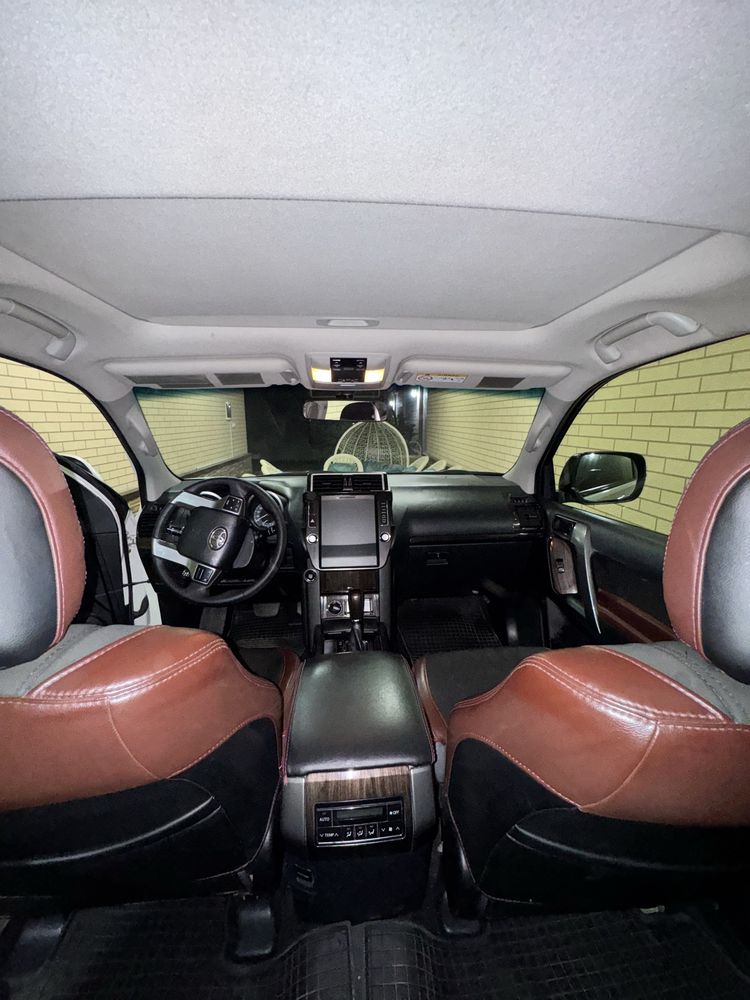 Land cruiser prado 150