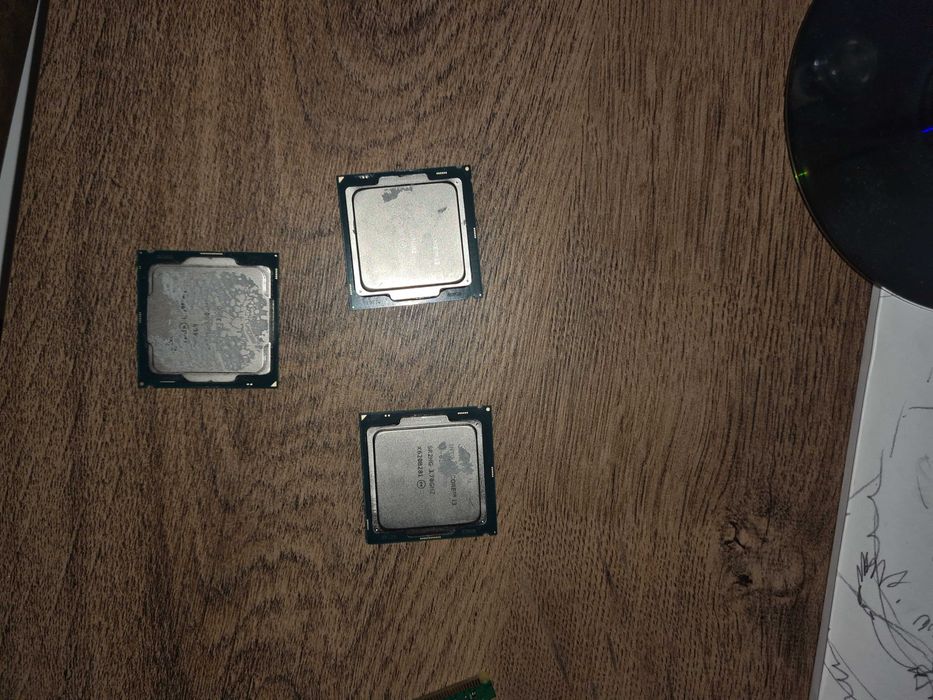 Gpu cu cpu integrat intel i3 6100 x2 si un intel core i5 7400