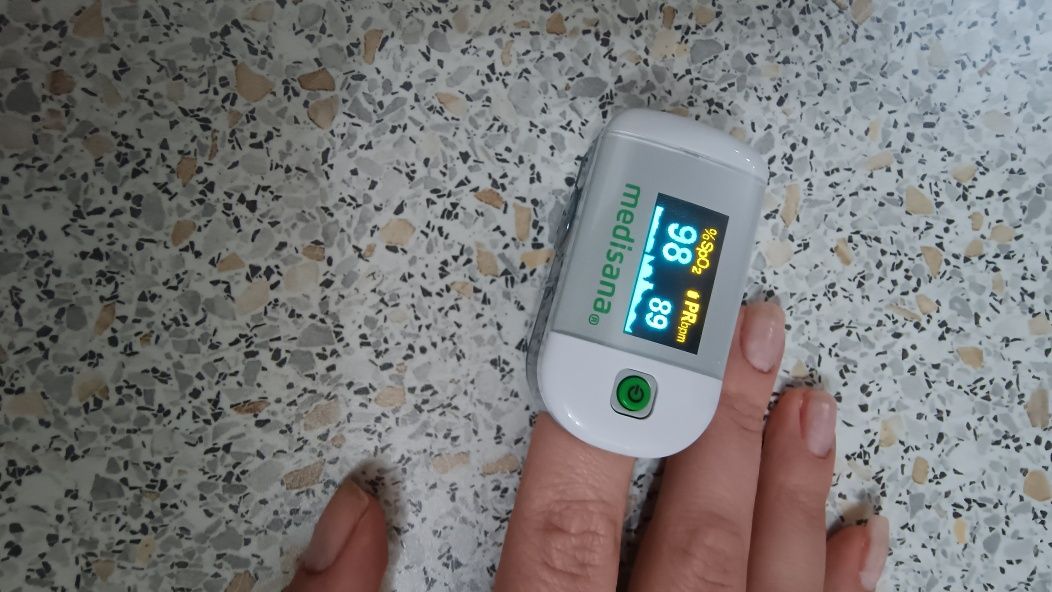 Pulsoximetru profesional Medisana PM 100
