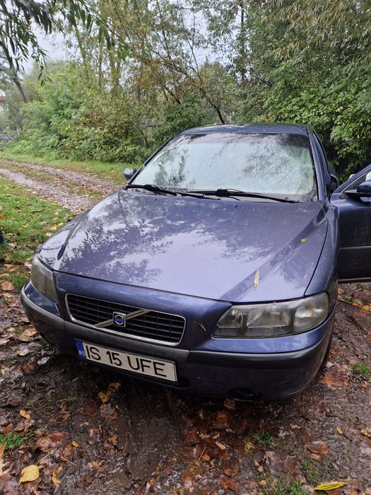 Vind sau petru dezmebrat volvo s60 2.4
