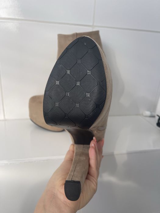 Botine cu platforma inalta, marimea 38