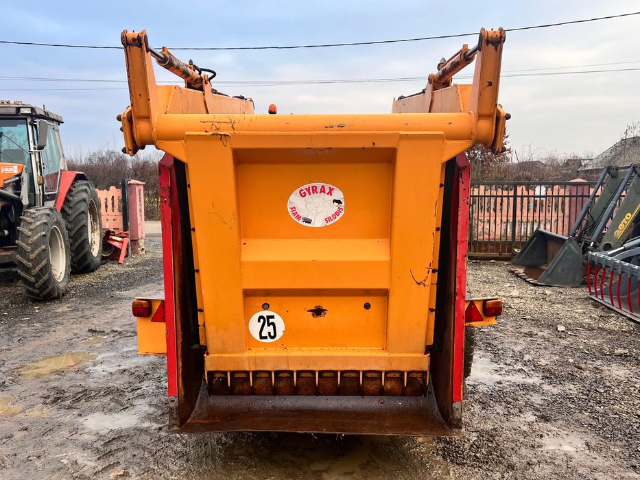 Remorca tehnologica distribuitor ziloz tocator baloti paie fîn