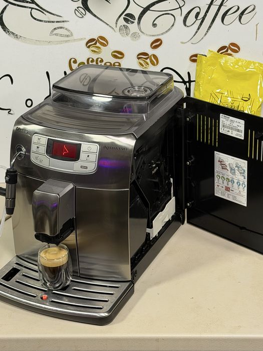 Кафемашина кафе автомат Saeco INTELİA EVO с гаранция