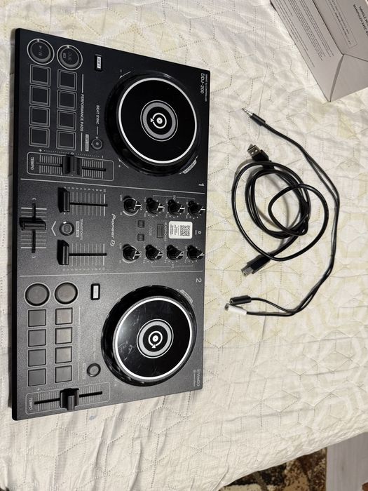 Pioneer ddj-200