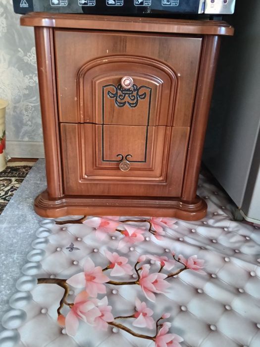 Spalni mebel sotiladi! Xolati yaxshi! Sifatli maxsulotdan tayyorlangan