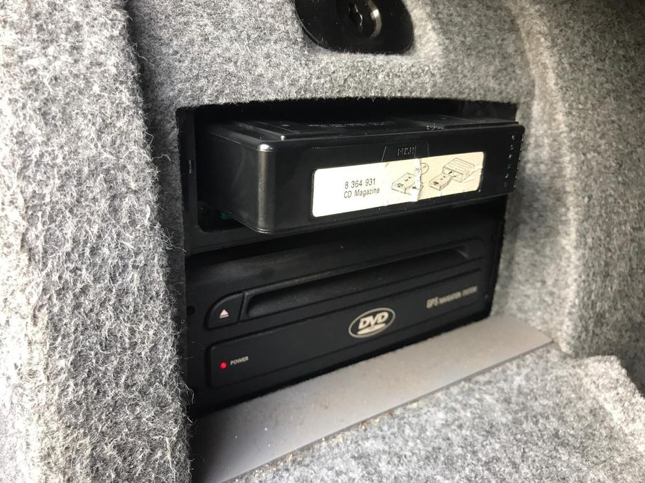 Dezmembrez e46 bmw e46 320i 170 cp ori ce piesa