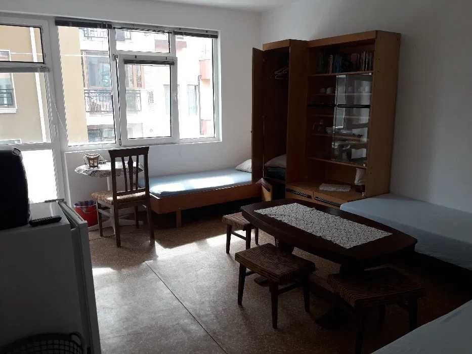 Продава се Къща в Поморие - 250 кв.м за 840 €/кв.м - Снимка #1