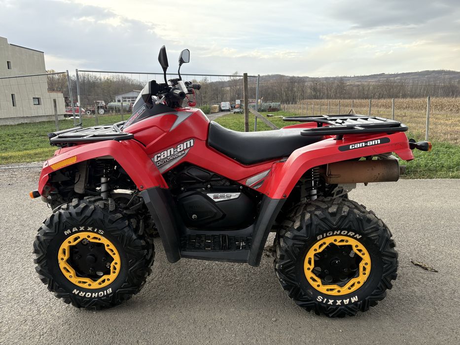 ATV Can am Outlander 650