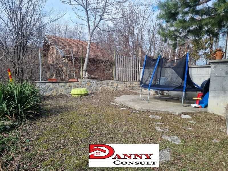 Вила в с. Малки Чифлик, общ. Велико Търново