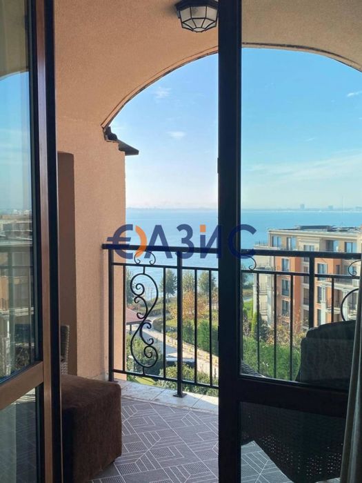 Продава се Едностаен апартамент в Свети Влас - 44 кв.м за 1955 €/кв.м - Снимка #1