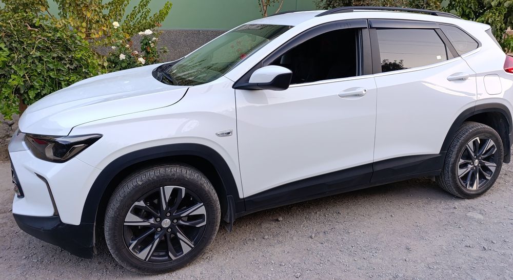Tracker Ls plus 2023