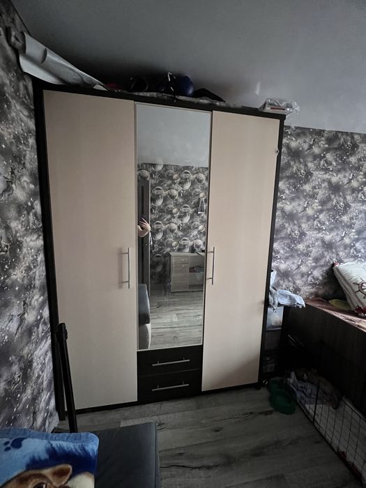 Продам шкаф.Самовывоз