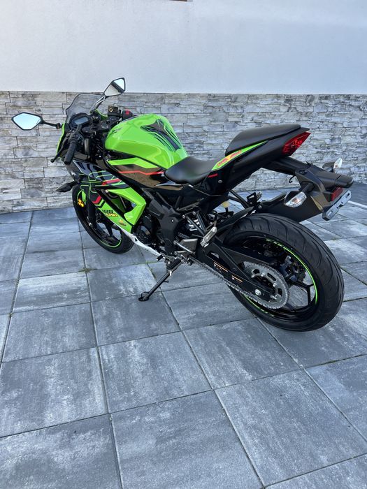 Kawasaki Ninja 125 R/2022 A1 impecabil