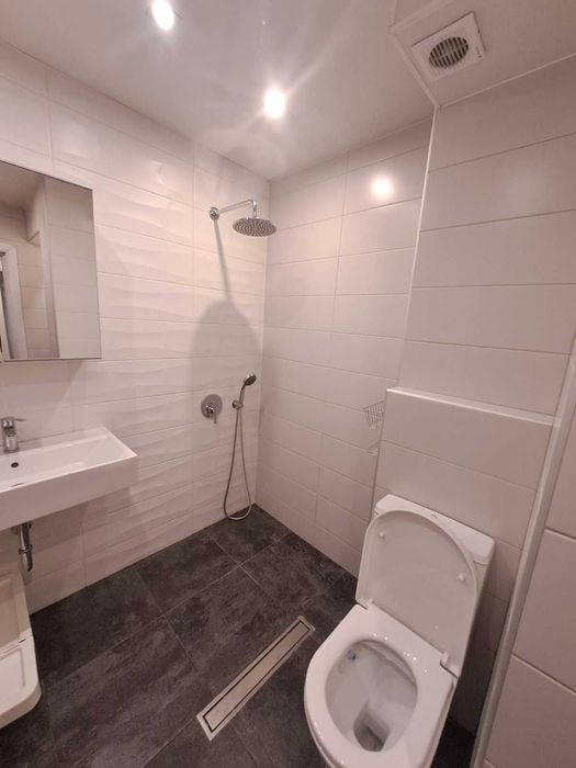 Дава се под наем Двустаен апартамент в София, Яворов - 70 кв.м за 484.5 € - Снимка #3