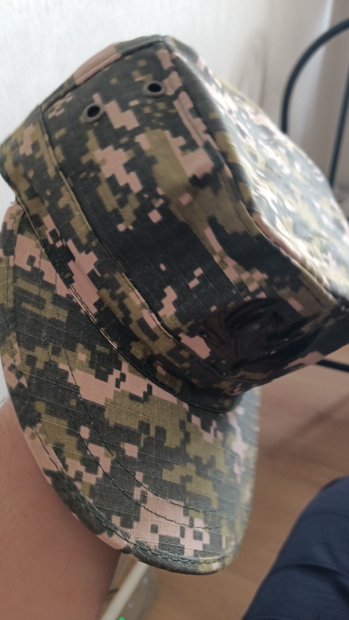 Кепка военная продаётся