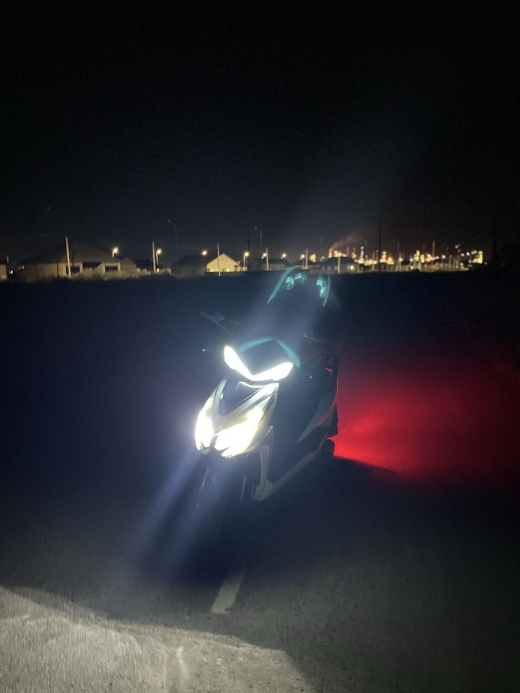 M11 Jilang moped