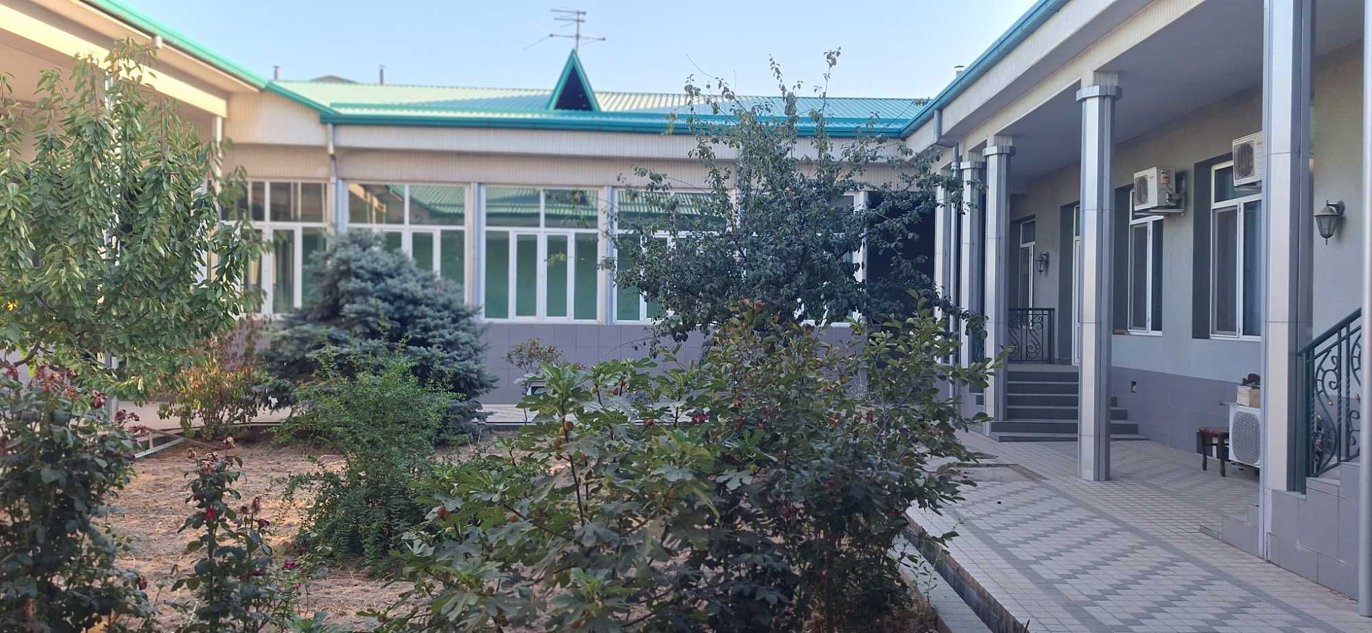 Срочно сотилади 8 сотих 312м.кв Фаровон тойхонаси Сity Med.