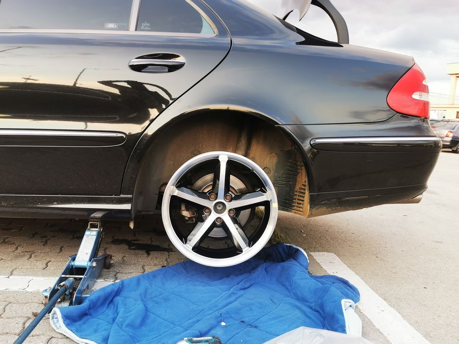 Set 5 jante aliaj  R18 5x114 sau 5x112 Et 24 produs nou Made în USA