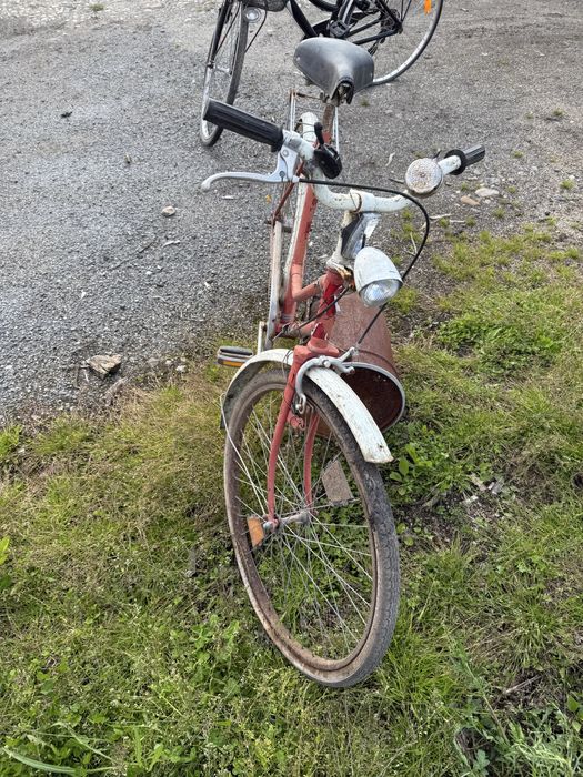 Biciclete                    Bbb