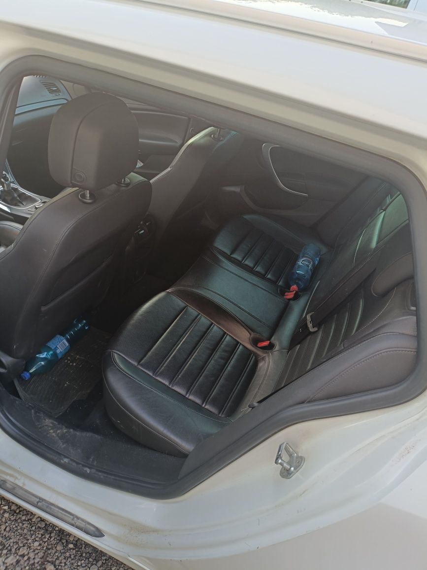 Vind Opel insignia