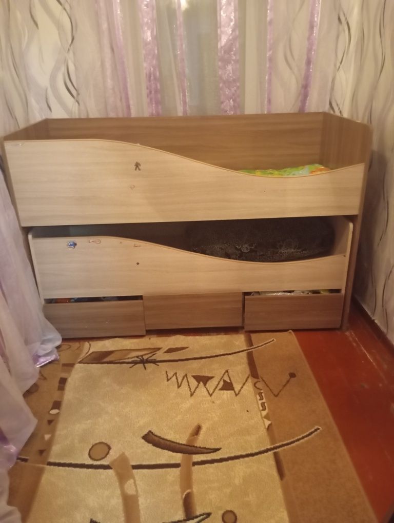 Продам детскую кровать