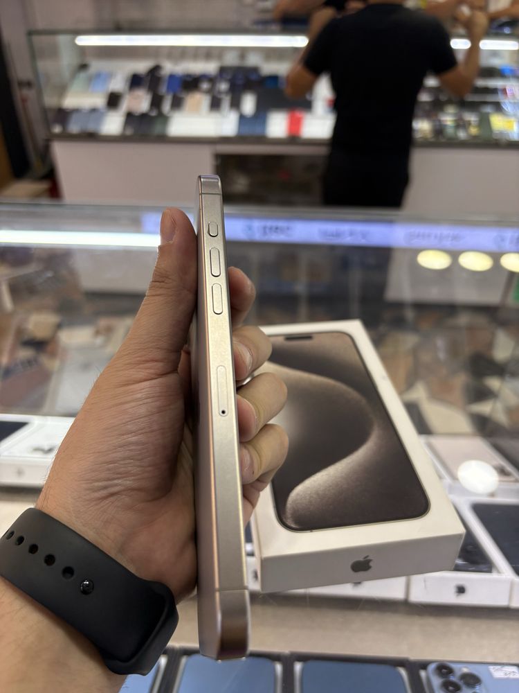 iPhone 15 Pro Max 512 gb natural