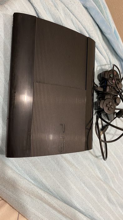 Продам Sony PlayStation 3