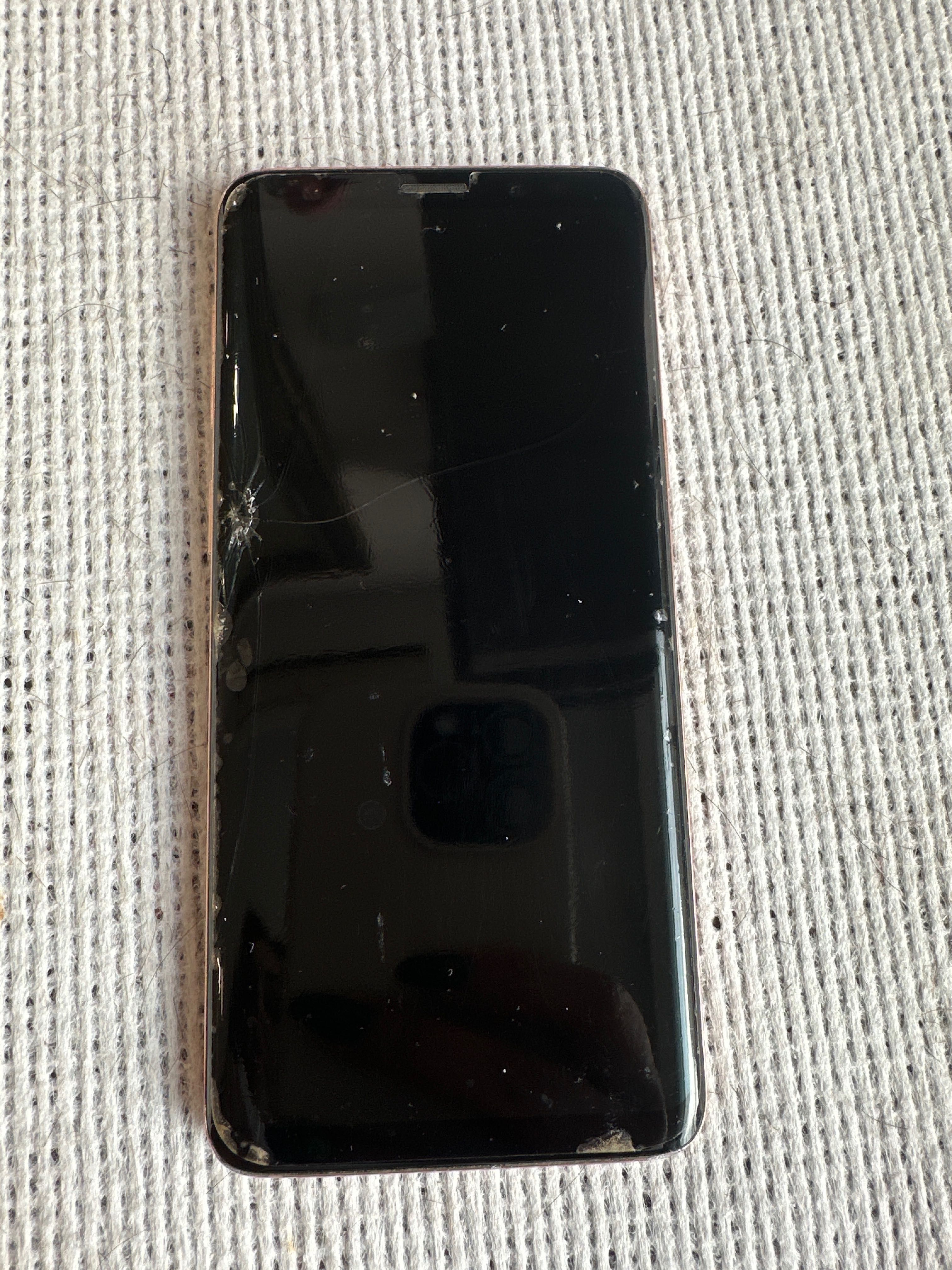 Телефон Samsung S9