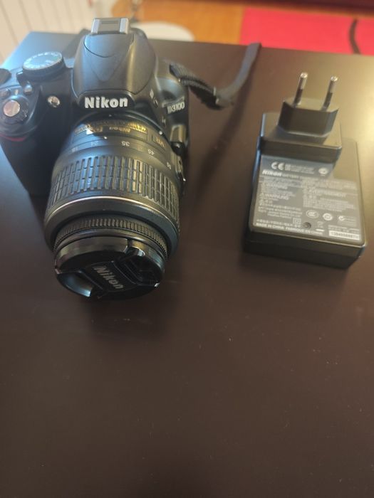 Aparat foto NIKON D3100