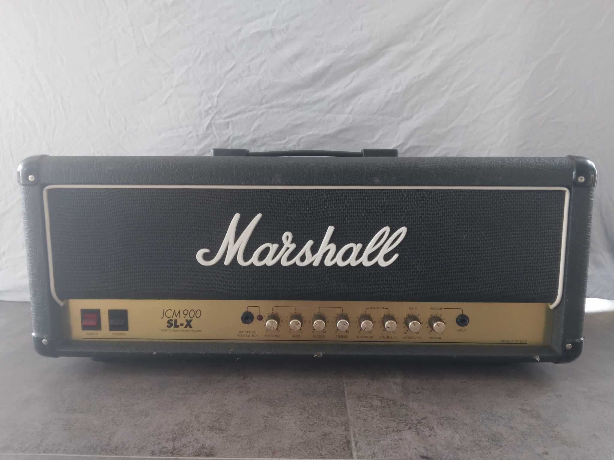 Marshall JCM 900 SLX 100w лампов китарен усилвател с кейс и фуутсуич