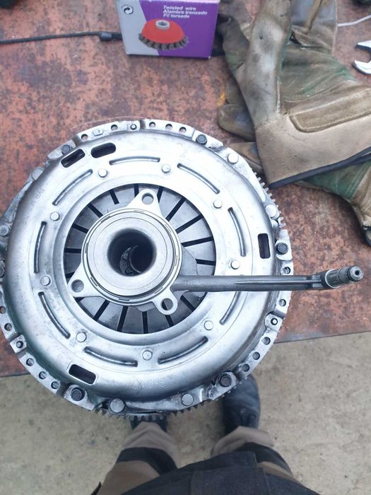 Kit ambreiaj Sachs complet.