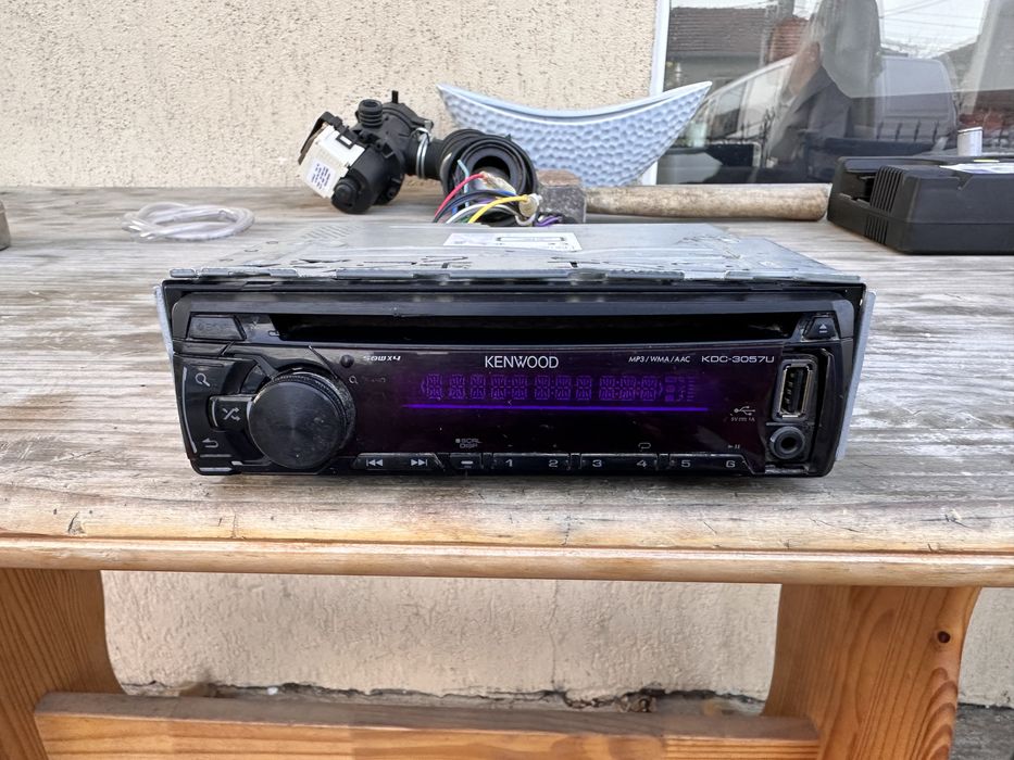 Продава се CD KENWOOD