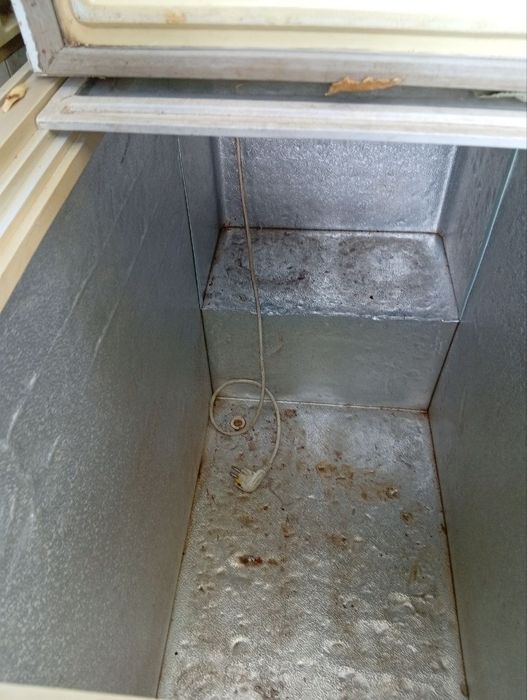 Срочно продаю 3шт Холодильник морозильник мороженое