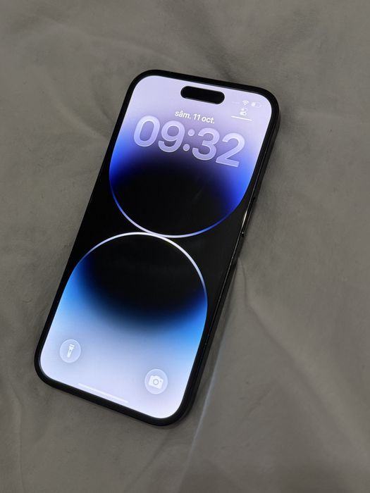 IPhone 14 PRO - 128GB - Baterie 100% + 2 HUSE + cablu