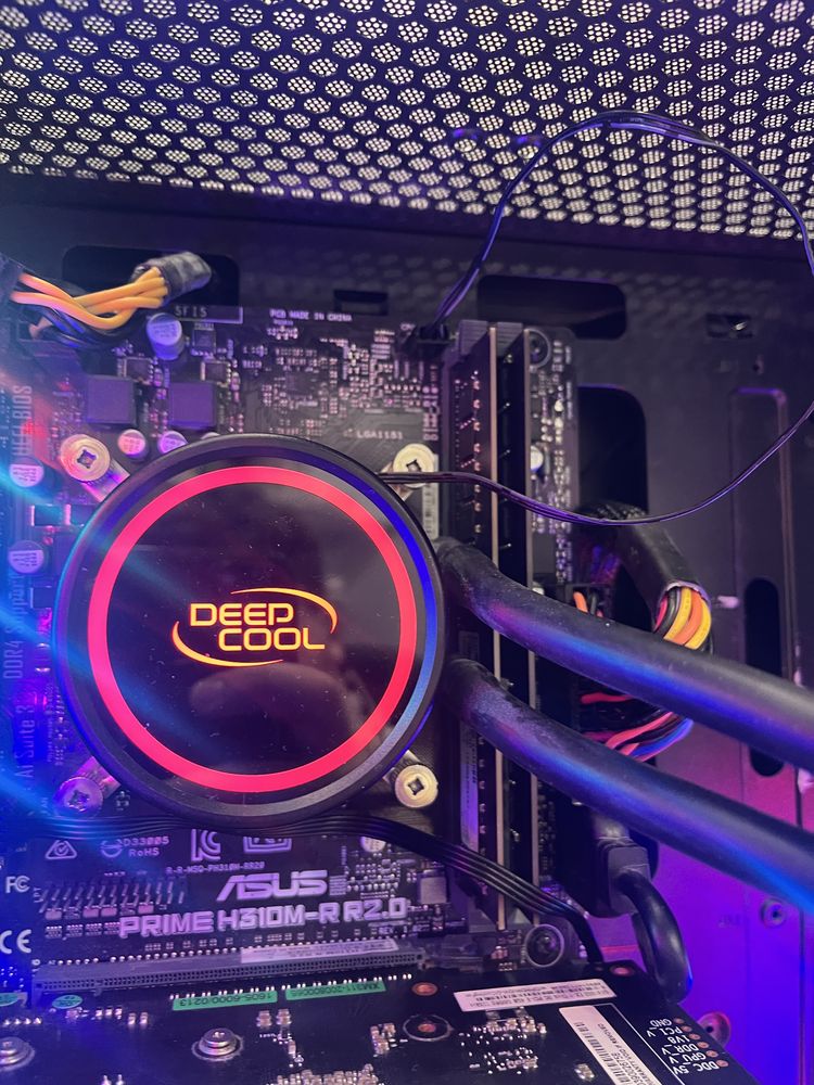 Vand Pc/Piese Gaming