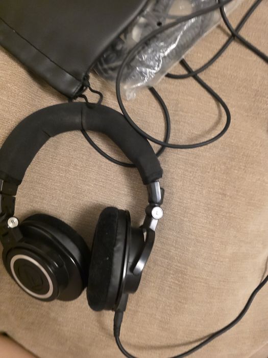 Наушники Audio-Technica ATH-M50X черные