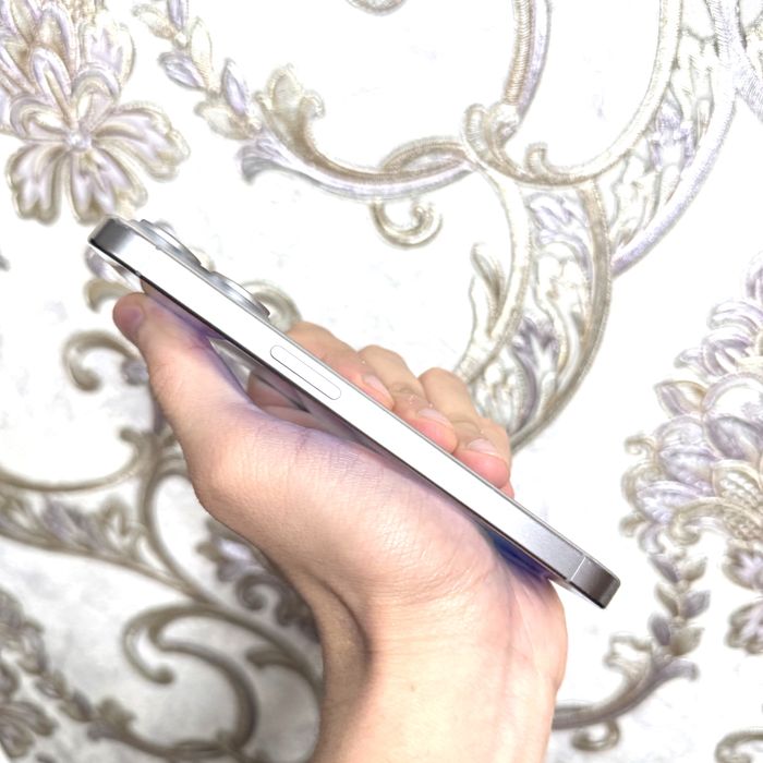 iPhone 15 Pro 256Gb Natural Titan Akk: 94% Radnoy