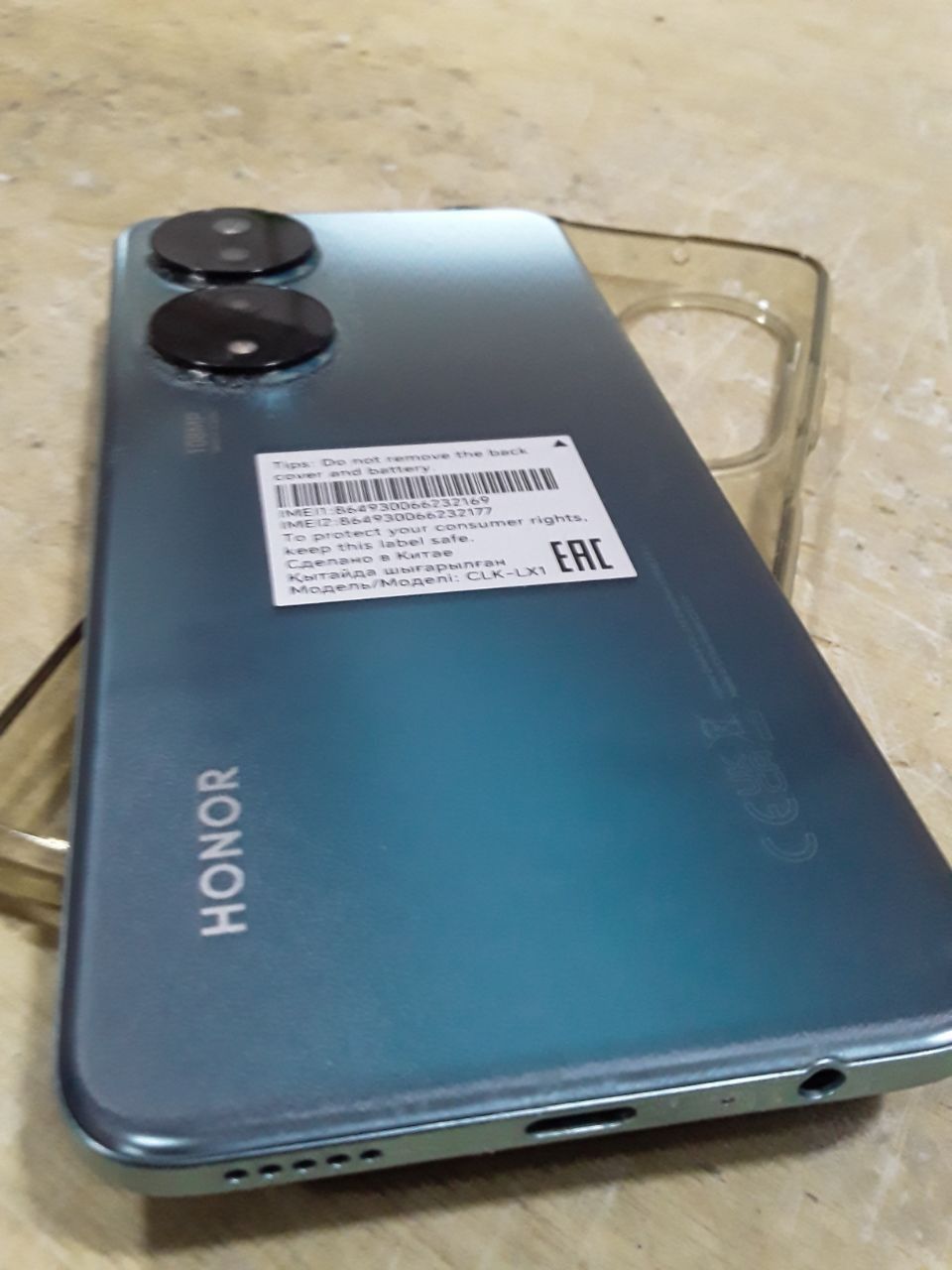 Honor x7b 8/128 gb