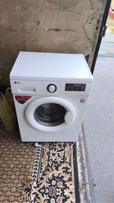 Продам стиральную машину