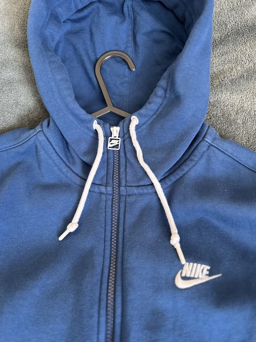 Nike елек с качулка