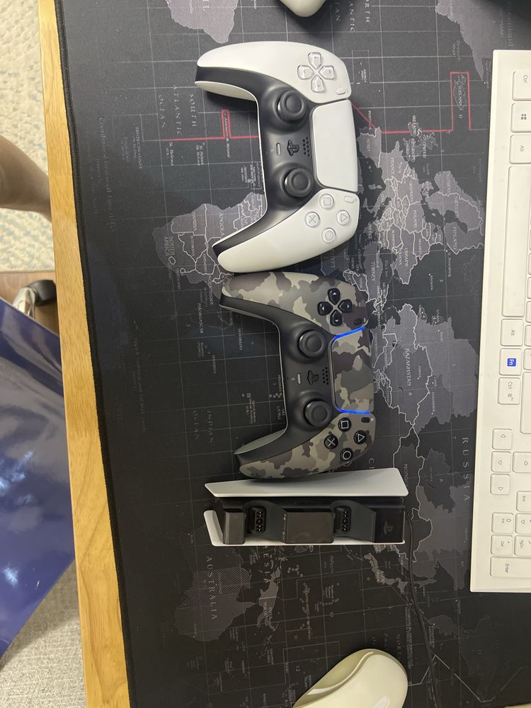 Play Station 5 2жостик заряд берадигон билан