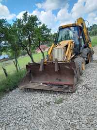 Dezmembrez buldoexcavator jcb 3cx