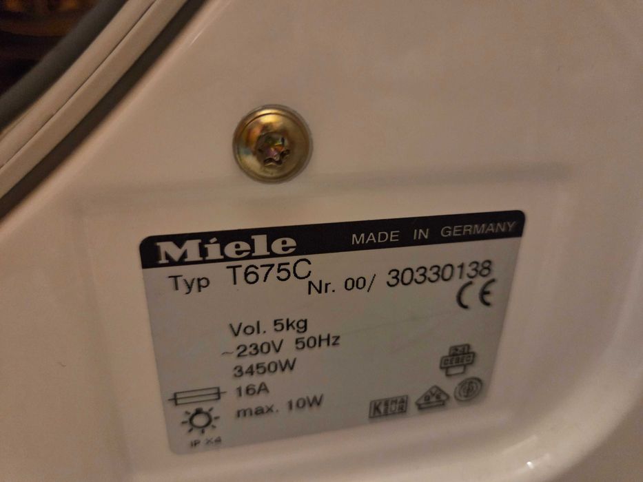 Tumble dryer Miele T675C сушилня