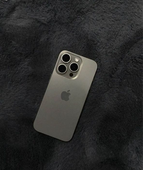 Iphone 15 pro  бу