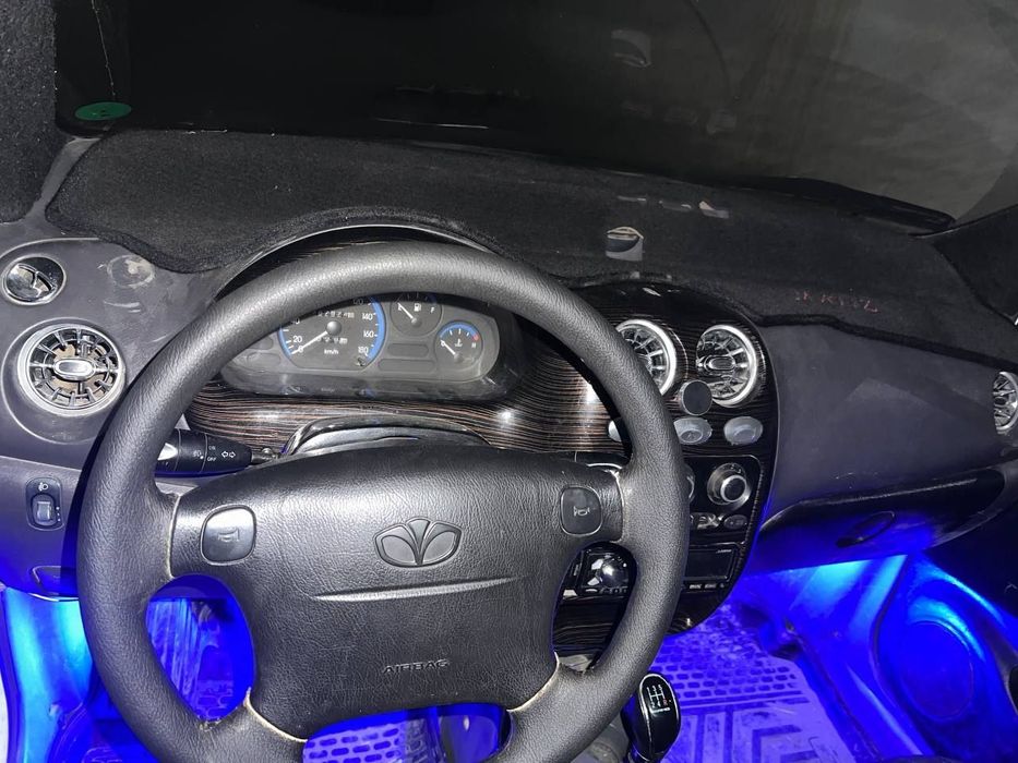 2010 й мотиз сотилади