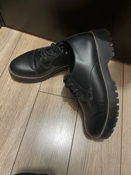 Дамски обувки 37 номер